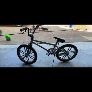 2 year old just aired up tires and cleaned